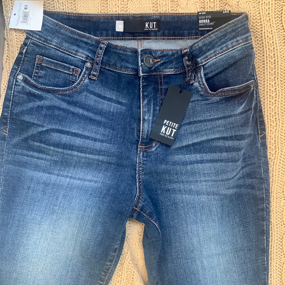 Kut from the Kloth High Rise Skinny Jean - size 4P